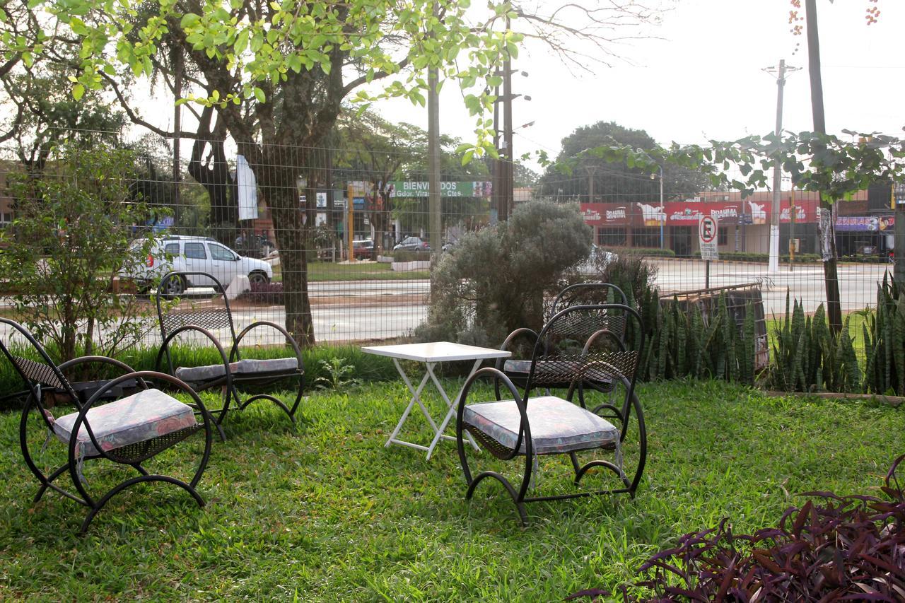 Hotel Vuelta Del Ombu Gobernador Virasoro Exterior photo